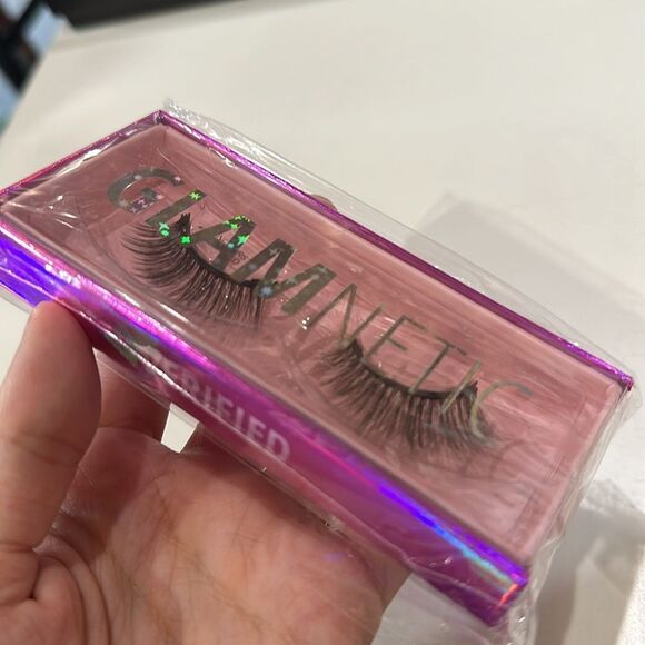 Glamnetic Lashes - Never Opened - Picture 4 of 6
